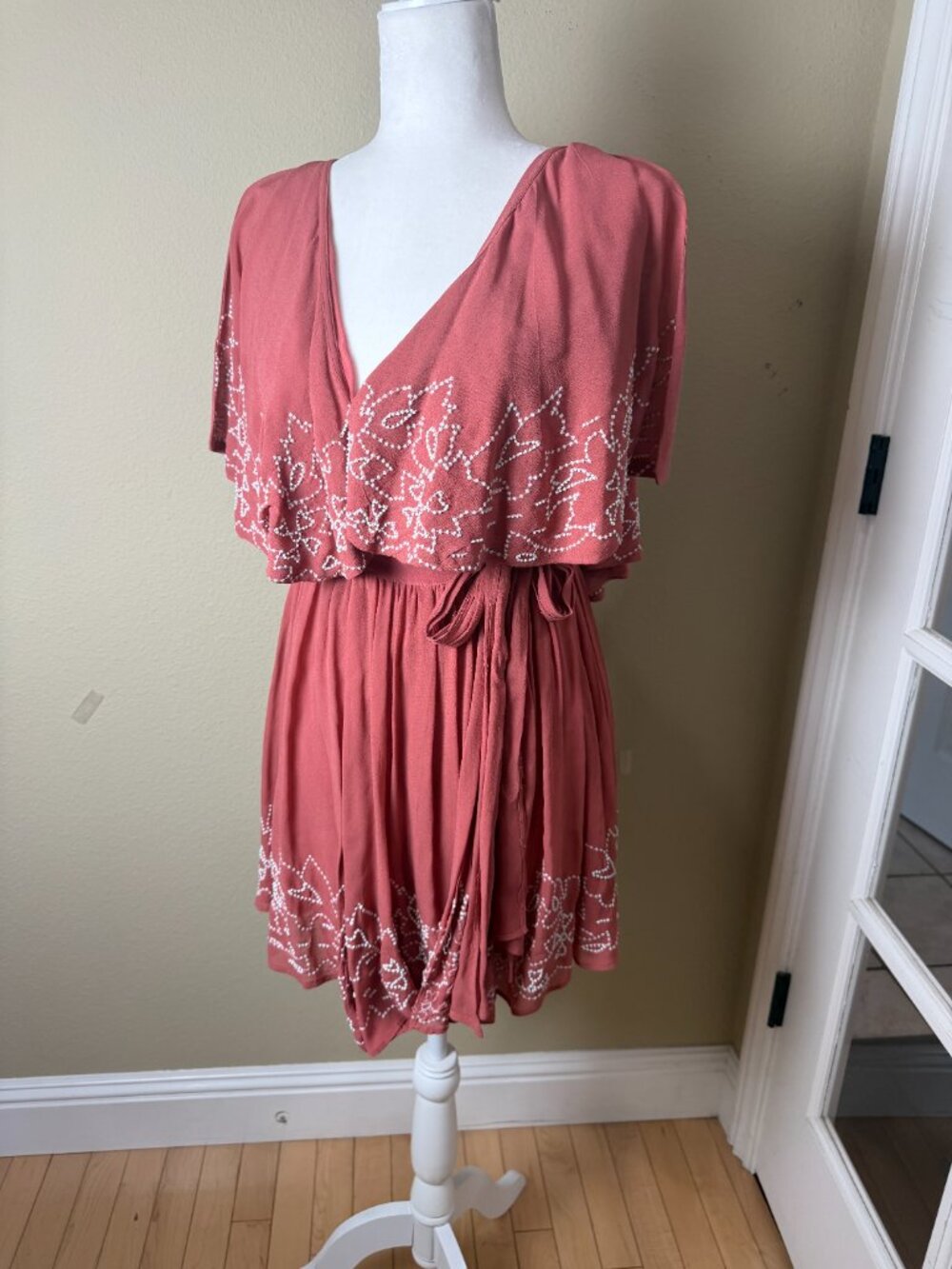 Free People Sylvia Dusty Rose Embroidered Wrap Dress Ruffle Size Small - Picture 3 of 12
